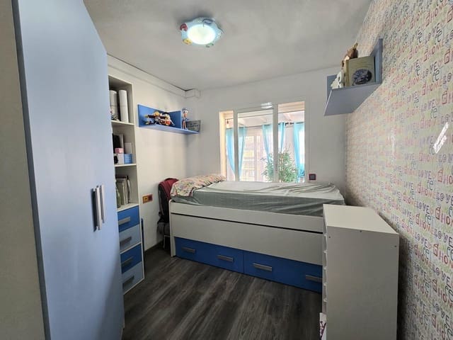 2 soveværelse Lejlighed til salg i Torrequebrada, Benalmádena med swimmingpool garage - € 375.000 (Ref: 9876350)