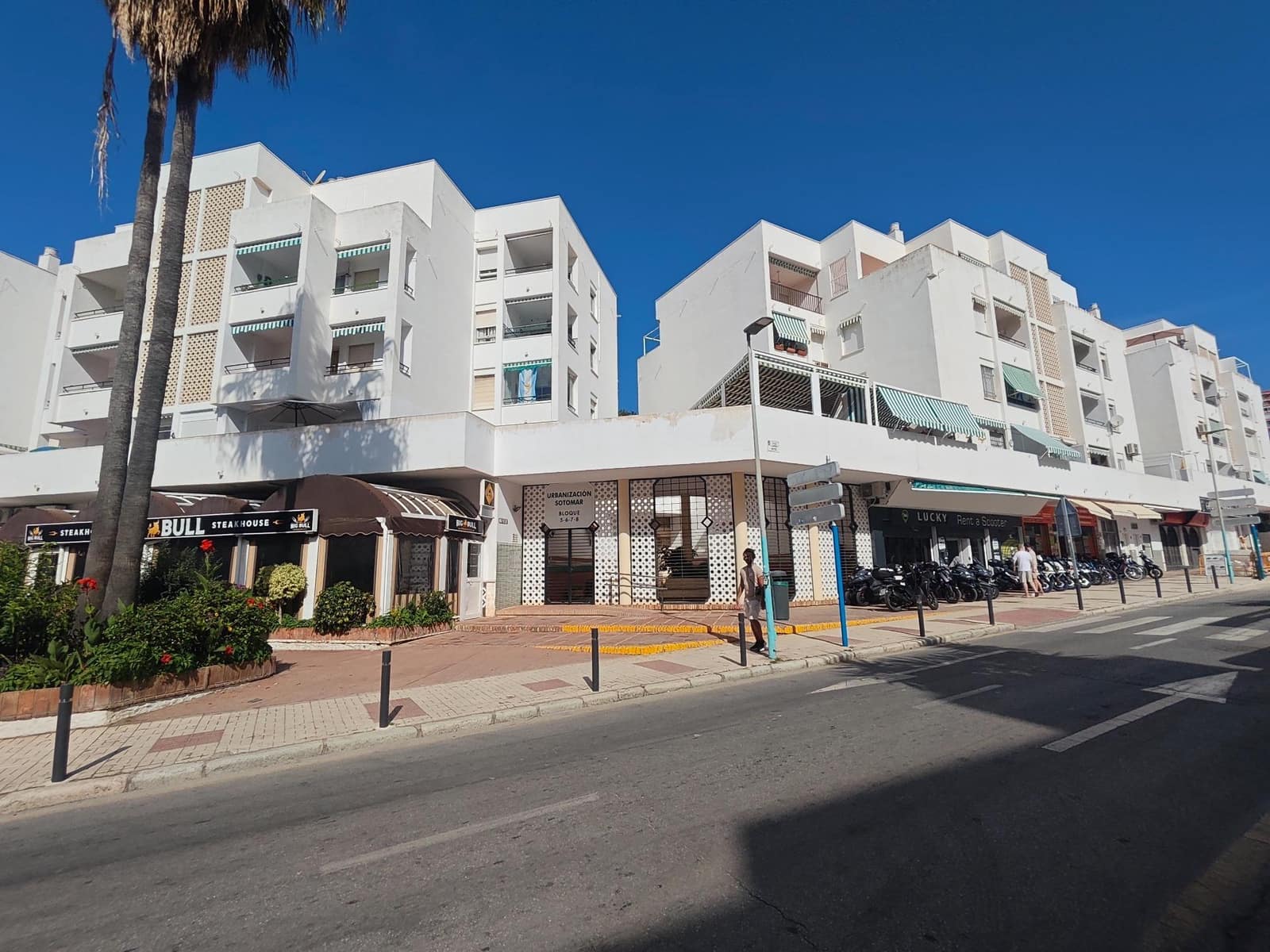 3 bedroom Flat for sale in Torremolinos with pool garage - € 529,900 (Ref: 9878752)