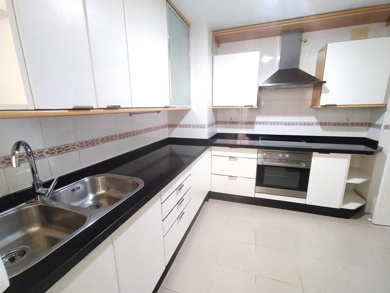 3 soverom Leilighet til salgs i Torremolinos med garasje - € 388 600 (Ref: 9881891)