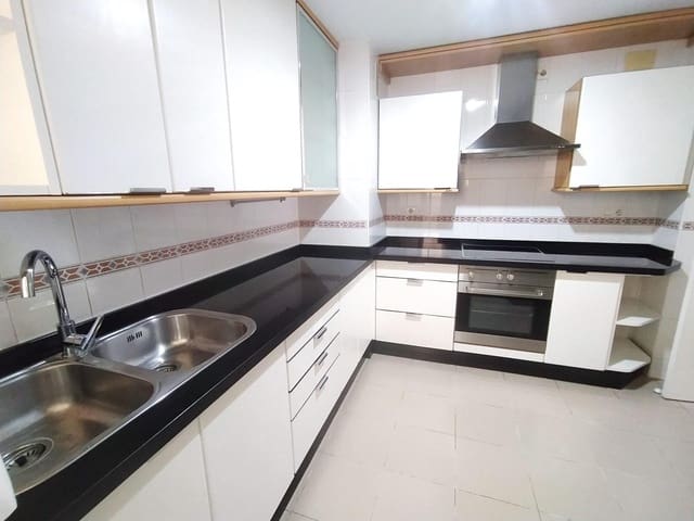 3 slaapkamer Flat te koop in Torremolinos - € 360.000 (Ref: 9881891)