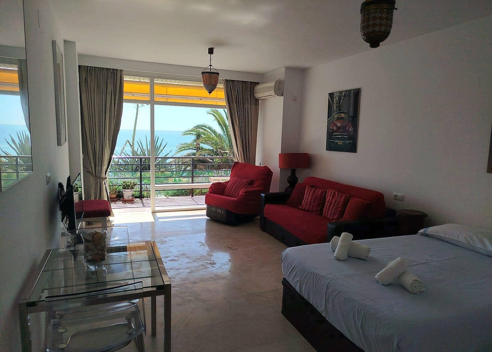 Studio til salgs i Torremolinos med svømmebasseng - € 350 000 (Ref: 9884734)