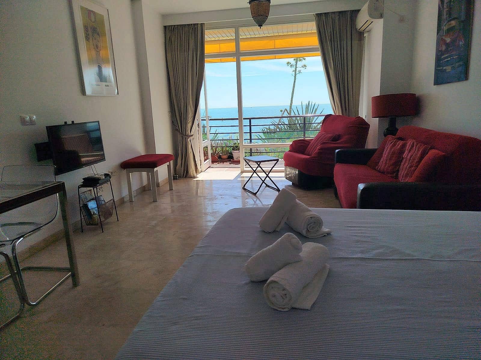 Studio til salgs i Torremolinos med svømmebasseng - € 350 000 (Ref: 9884734)