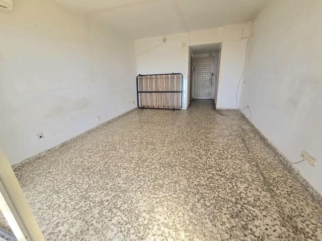 Estudio en Torremolinos en venta - 137.000 € (Ref: 9890329)