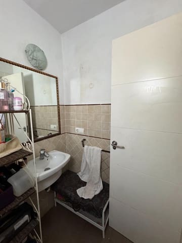 3 Zimmer Doppelhaus zu verkaufen in Málaga Stadt - 290.000 € (Ref: 9892271)