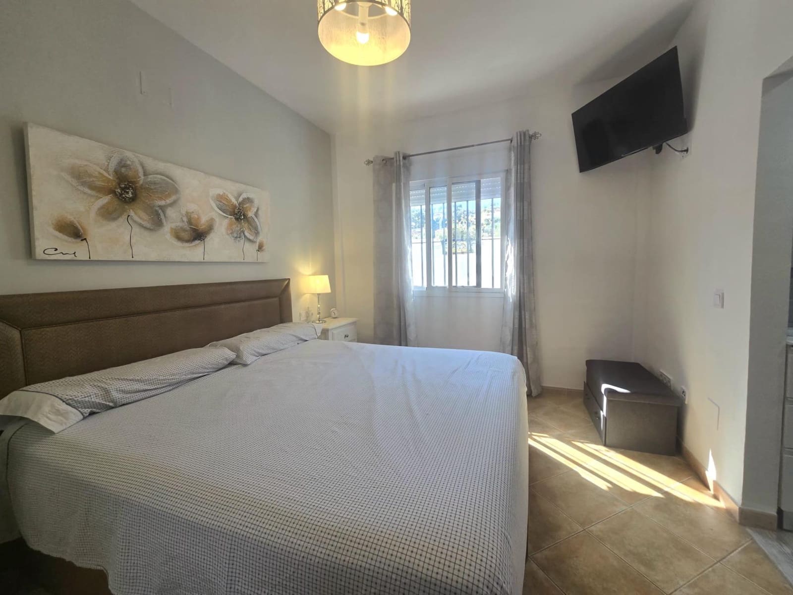 4 bedroom Villa for sale in Almogia with garage - € 450,000 (Ref: 9893801)