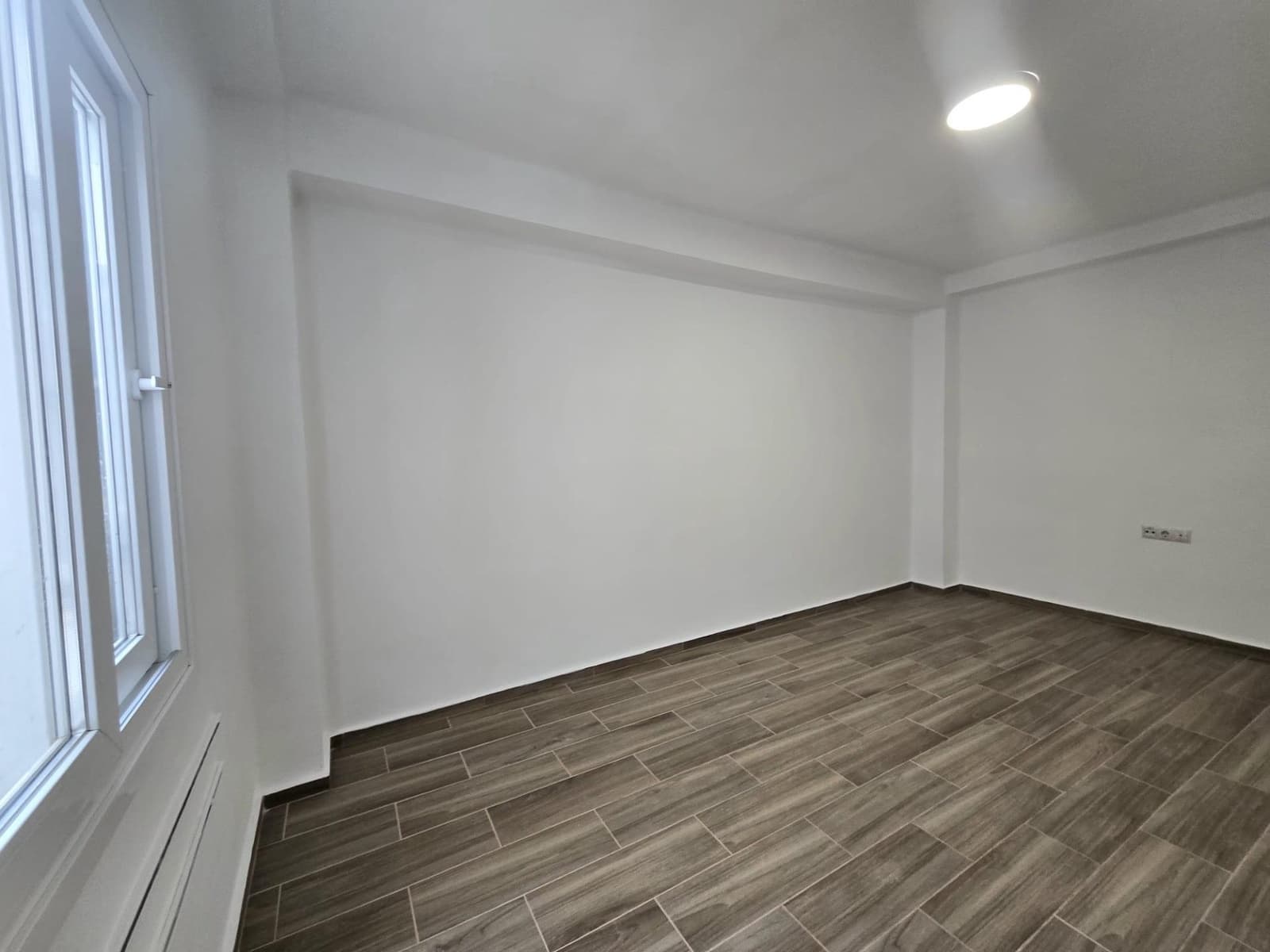 Piso de 3 habitaciones en Málaga ciudad en venta - 365.000 € (Ref: 9896577)