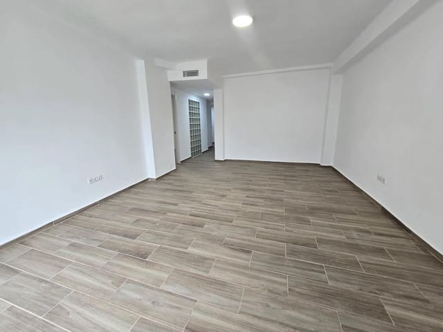 3 makuuhuone Asunto myytävänä paikassa Centro, Málaga kaupunki - 365 000 € (Ref: 9896577)