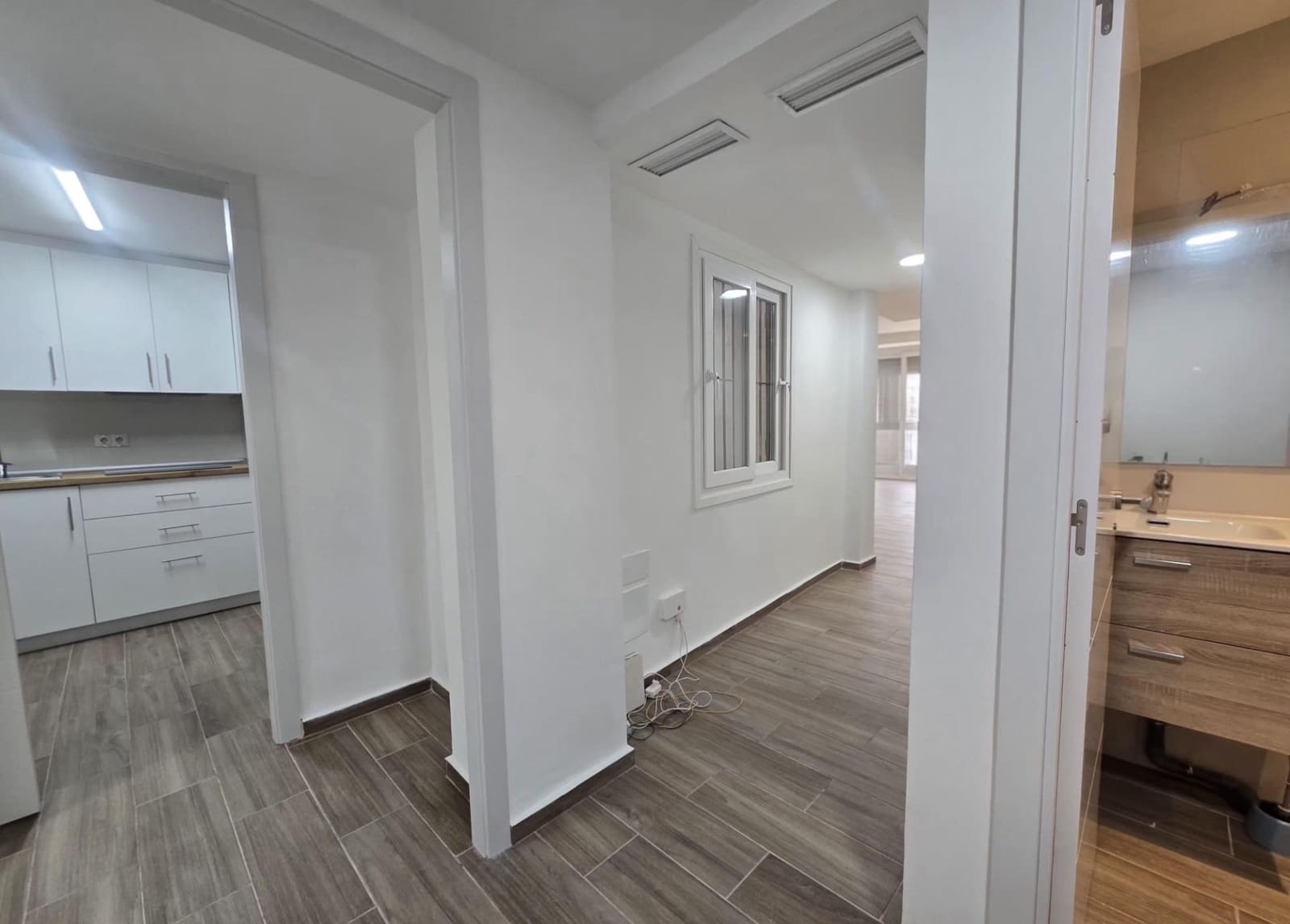 Piso de 3 habitaciones en Málaga ciudad en venta - 365.000 € (Ref: 9896577)