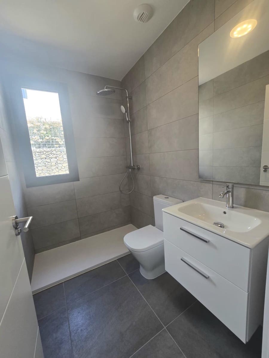 3 sypialnia Willa na sprzedaż w Riviera del Sol z basenem garażem - 629 000 € (Ref: 9910986)