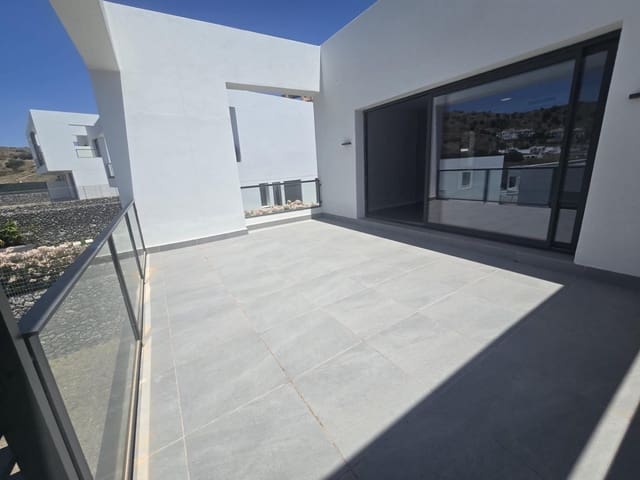 3 sypialnia Willa na sprzedaż w Riviera del Sol, Mijas z basenem garażem - 629 000 € (Ref: 9910986)