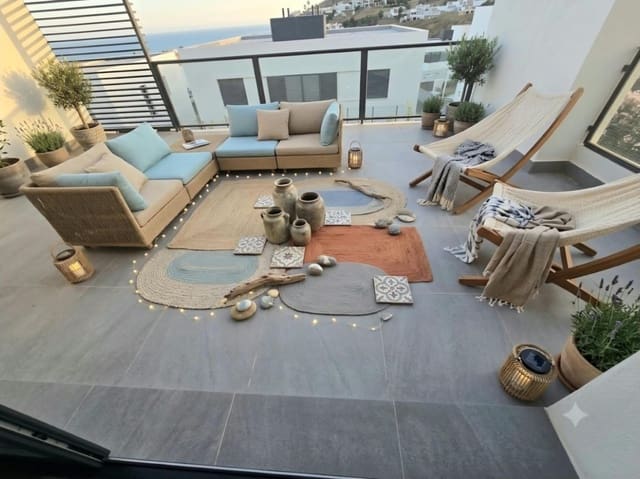 3 sypialnia Willa na sprzedaż w Riviera del Sol, Mijas z basenem garażem - 629 000 € (Ref: 9910986)