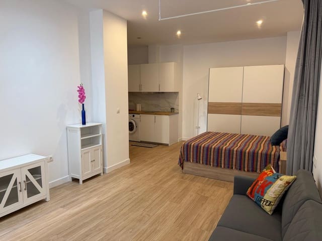 Studio zu vermieten in Torremolinos - 800 € (Ref: 9910987)