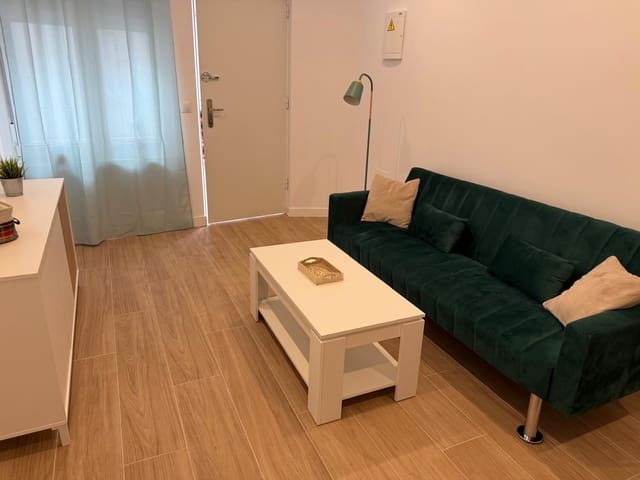 1 bedroom Apartment for rent in Torremolinos - € 950 (Ref: 9910988)