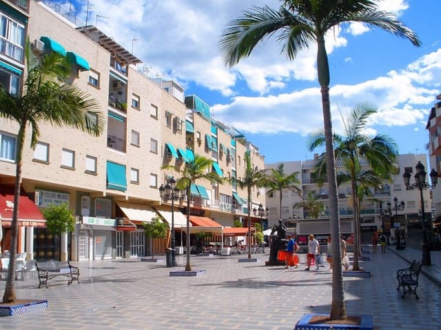 1 bedroom Apartment for rent in Torremolinos - € 950 (Ref: 9910988)