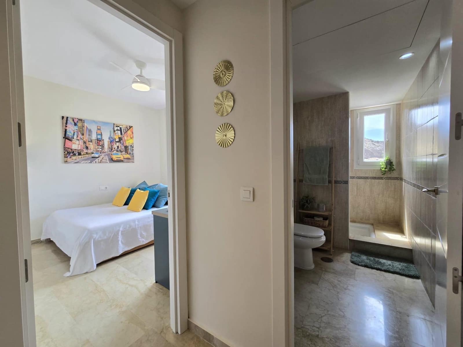 3 bedroom Flat for sale in Sitio de Calahonda with pool garage - € 429,000 (Ref: 9927349)