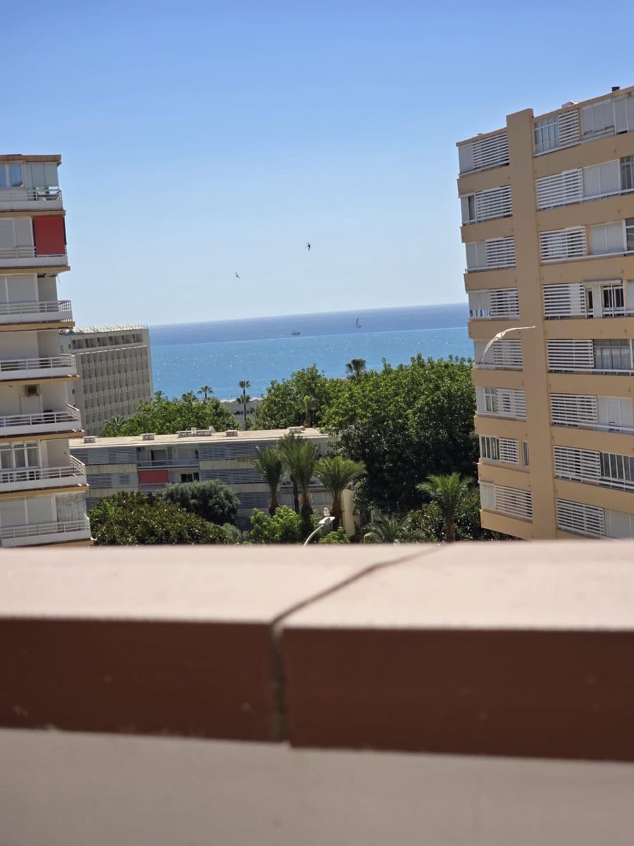 3 soverom Leilighet til salgs i Torremolinos med svømmebasseng garasje - € 395 000 (Ref: 9929334)