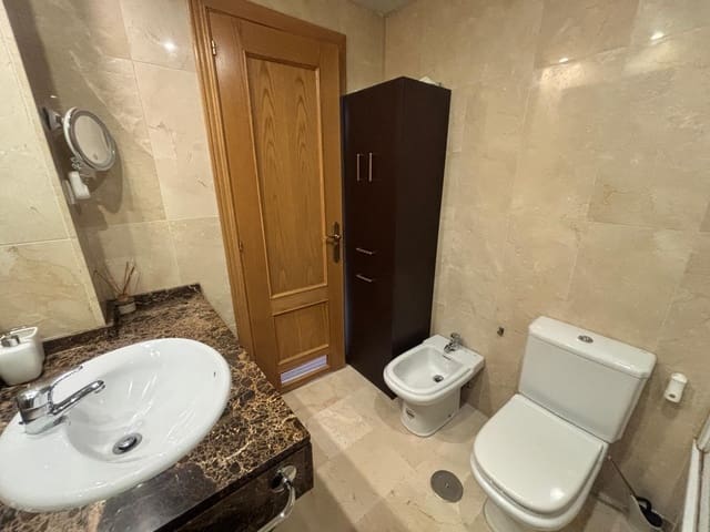 1 quarto Apartamento para venda em Nueva Torrequebrada, Benalmádena com piscina garagem - 270 000 € (Ref: 9934158)