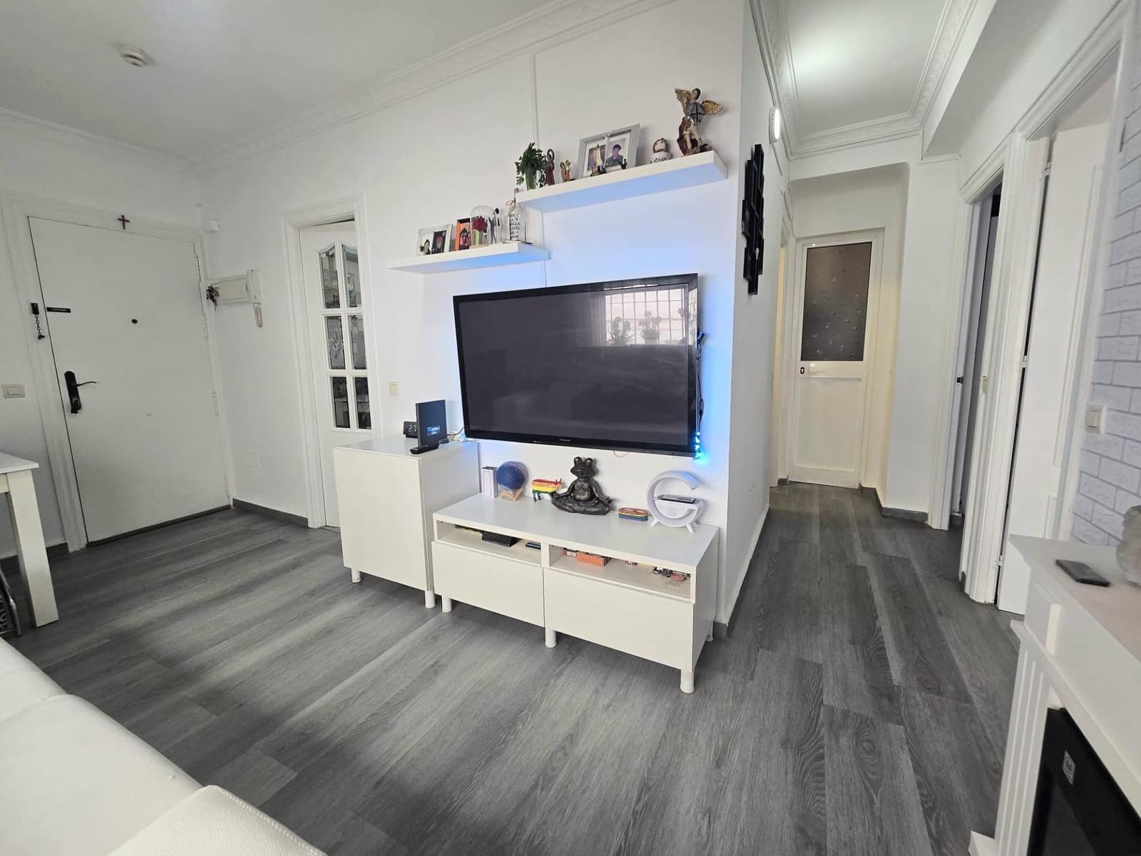 2 bedroom Flat for sale in Torremolinos - € 209,900 (Ref: 9939911)