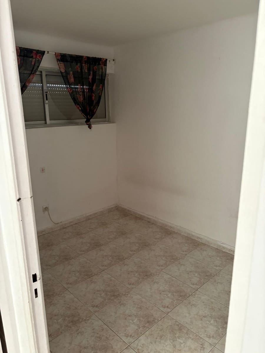2 bedroom Flat for sale in Benalmadena with pool - € 274,000 (Ref: 9945655)