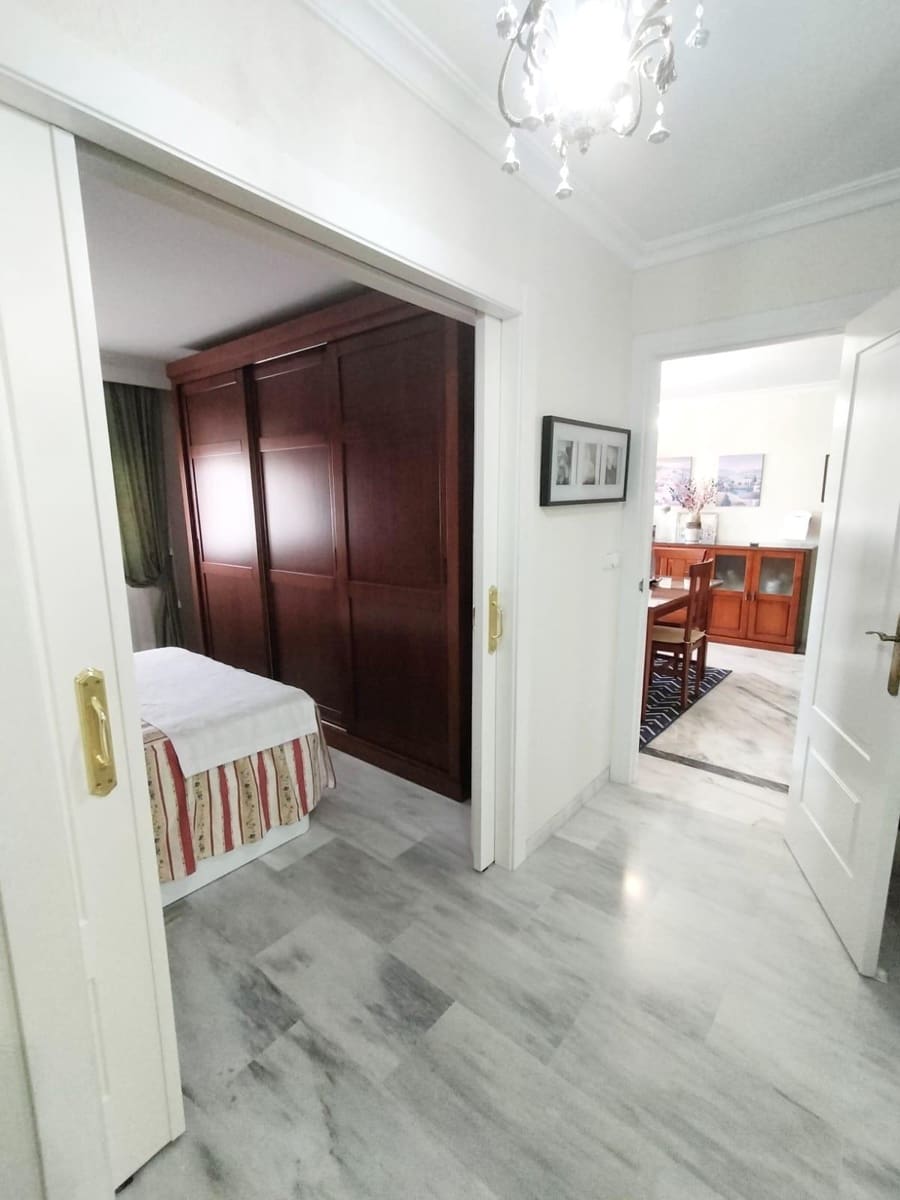 1 soveværelse Lejlighed til salg i Torrequebrada med swimmingpool - € 378.000 (Ref: 9945656)
