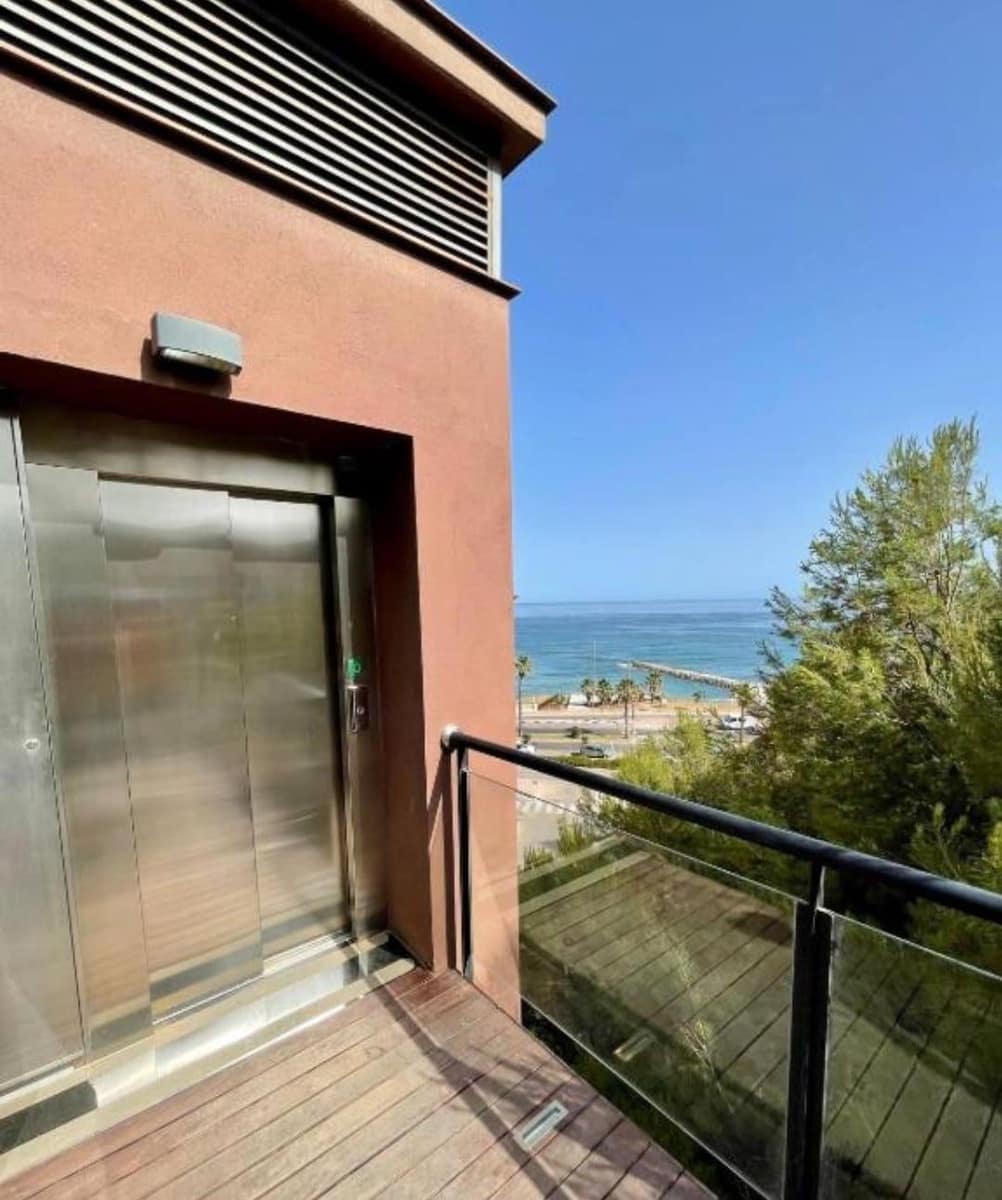 1 soveværelse Lejlighed til salg i Torrequebrada med swimmingpool - € 378.000 (Ref: 9945656)