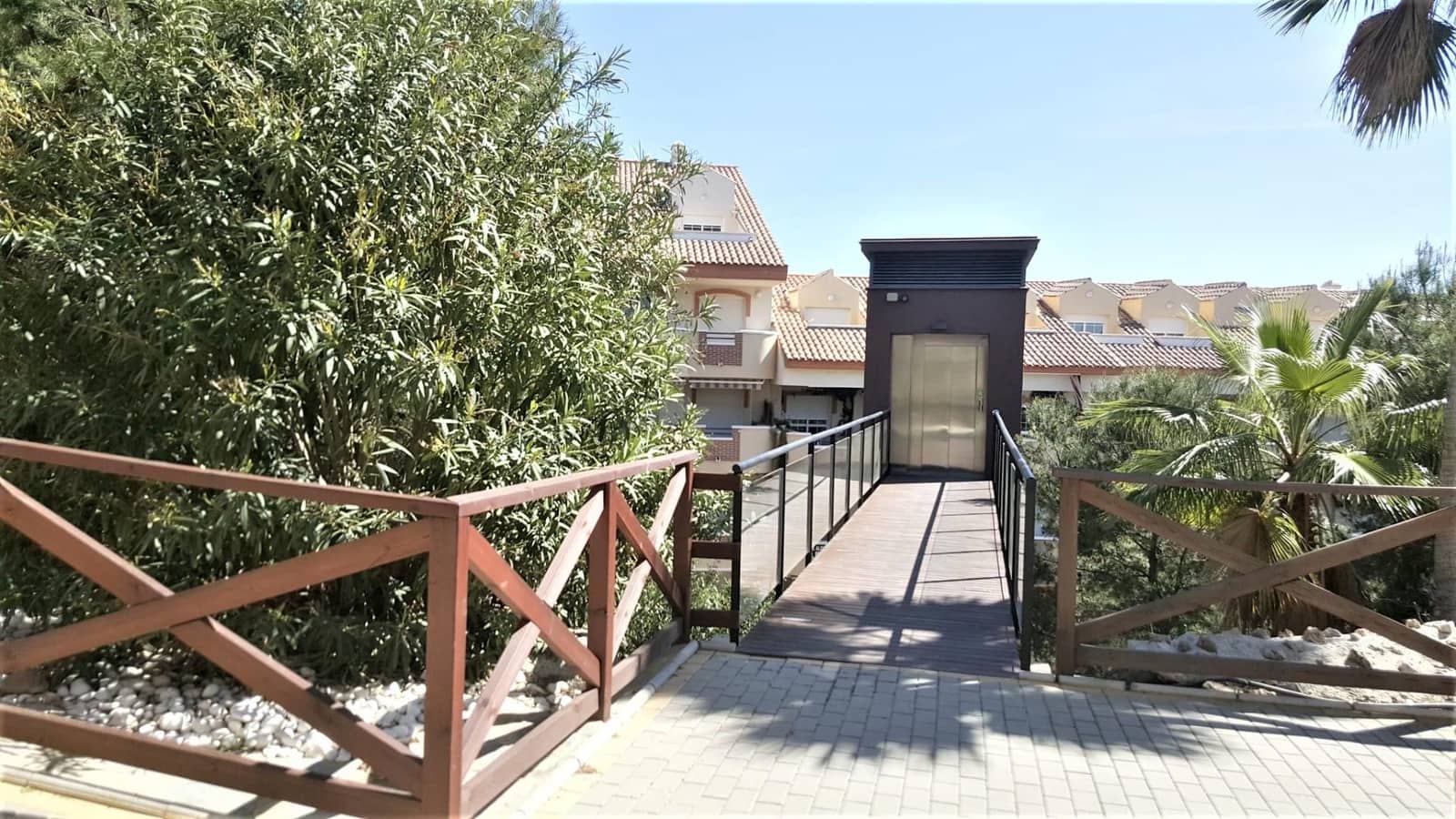 1 soveværelse Lejlighed til salg i Torrequebrada med swimmingpool - € 378.000 (Ref: 9945656)