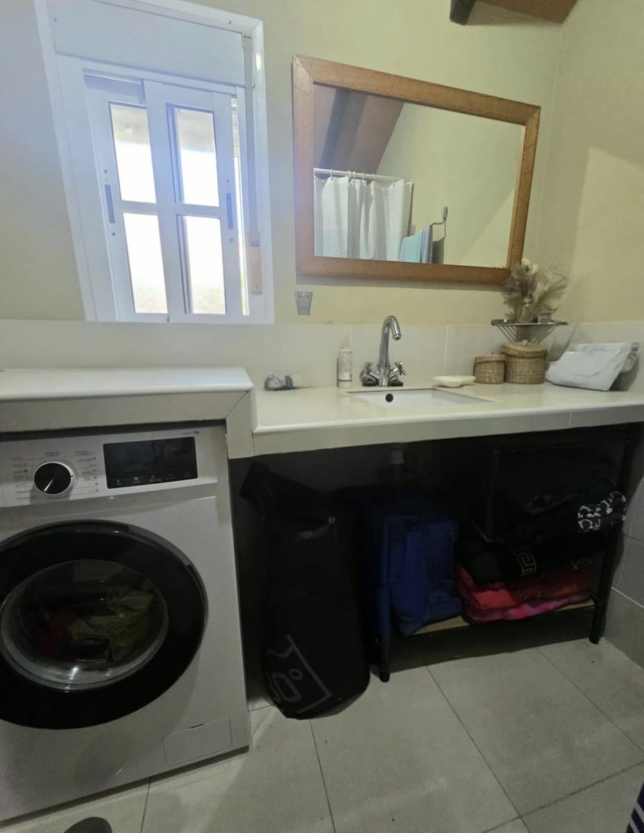 5 bedroom Villa for sale in Rincon de la Victoria with garage - € 520,000 (Ref: 9945657)