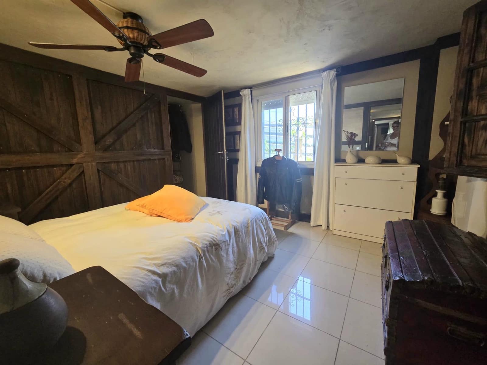 5 bedroom Villa for sale in Rincon de la Victoria with garage - € 520,000 (Ref: 9945657)