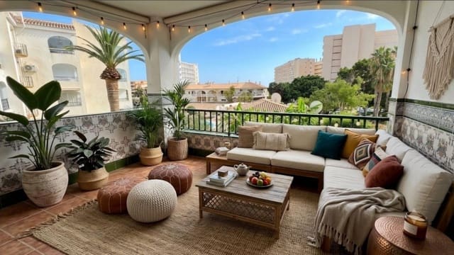 2 soverom Leilighet til salgs i Torremolinos med svømmebasseng - € 420 000 (Ref: 9949733)