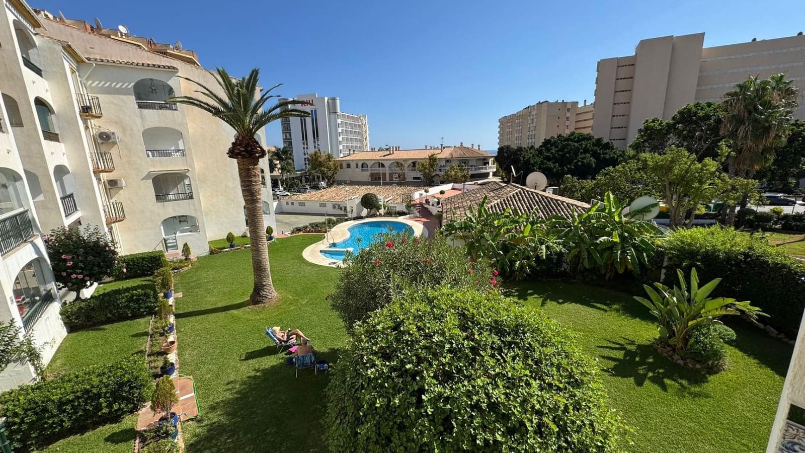 2 soverom Leilighet til salgs i Torremolinos med svømmebasseng - € 420 000 (Ref: 9949733)