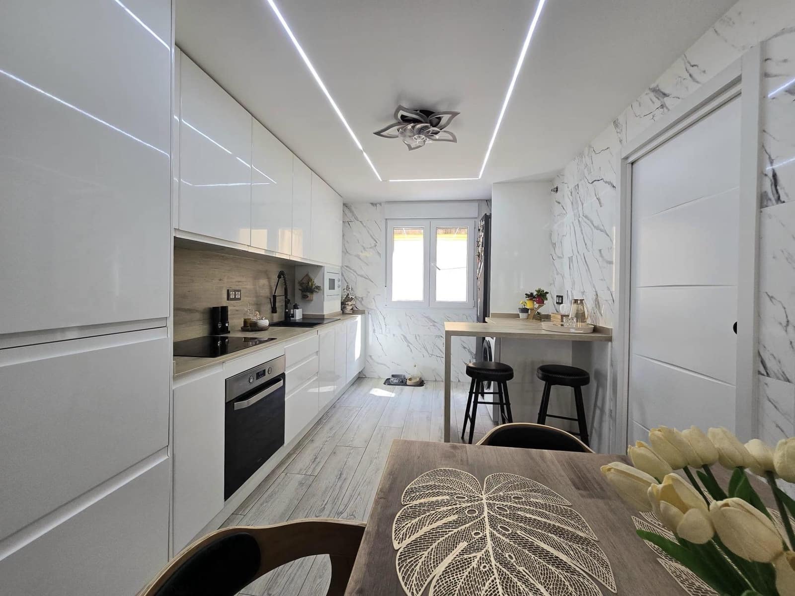 Piso de 4 habitaciones en Málaga ciudad en venta con garaje - 575.000 € (Ref: 9957940)