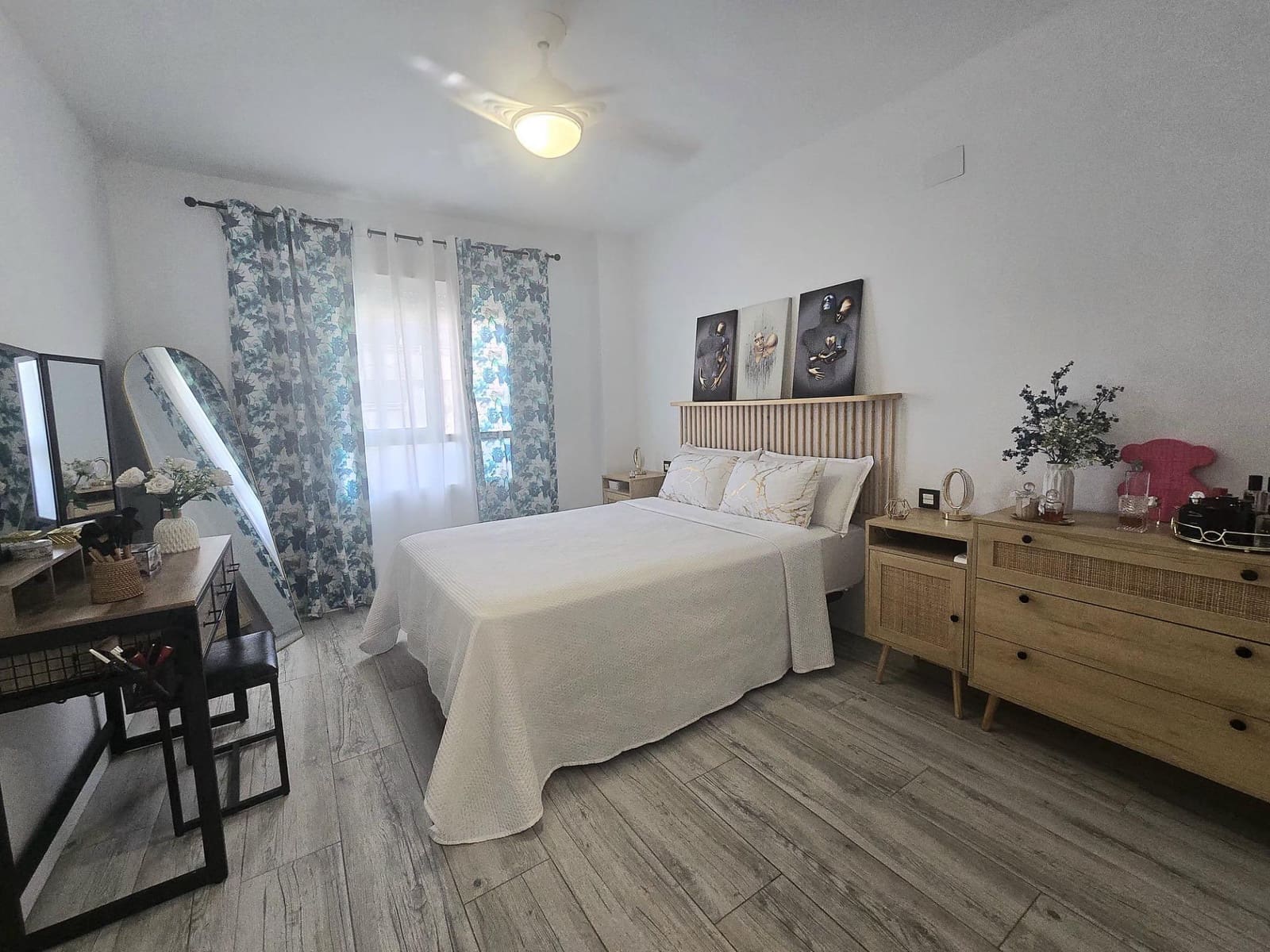 Piso de 4 habitaciones en Málaga ciudad en venta con garaje - 575.000 € (Ref: 9957940)
