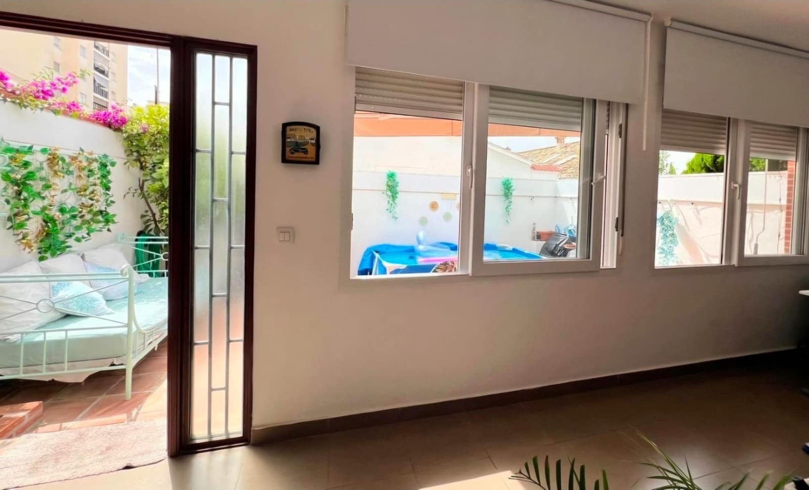4 bedroom Villa for sale in Benalmadena Costa with garage - € 599,000 (Ref: 9959746)