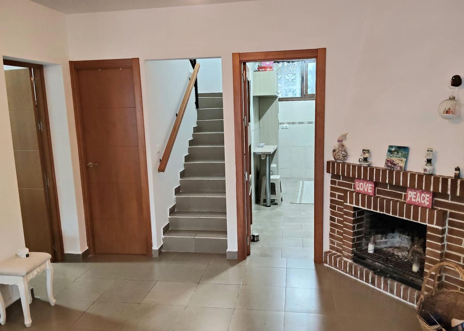 4 bedroom Villa for sale in Benalmadena Costa with garage - € 599,000 (Ref: 9959746)