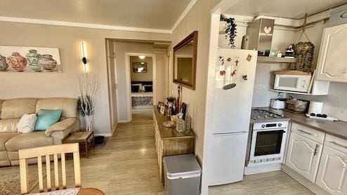 2 slaapkamer Flat te koop in Torremuelle met garage - € 320.000 (Ref: 9962626)