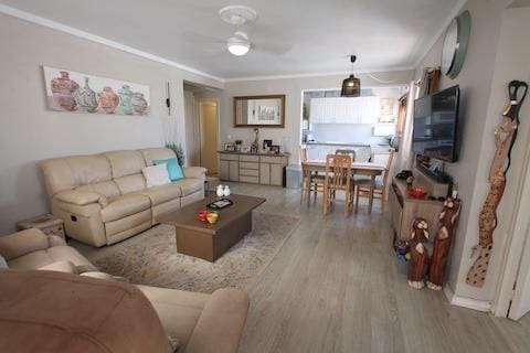 2 slaapkamer Flat te koop in Torremuelle met garage - € 320.000 (Ref: 9962626)