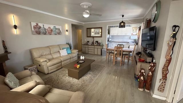2 slaapkamer Flat te koop in Torremuelle, Benalmádena met garage - € 320.000 (Ref: 9962626)