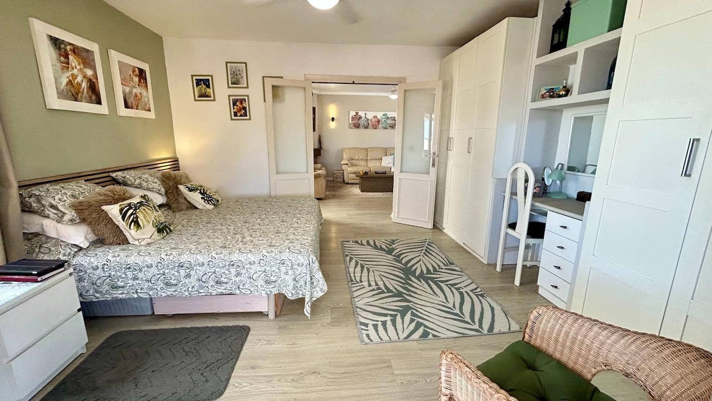 2 slaapkamer Flat te koop in Torremuelle met garage - € 320.000 (Ref: 9962626)