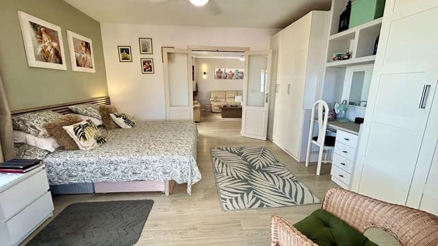 2 slaapkamer Flat te koop in Torremuelle, Benalmádena met garage - € 320.000 (Ref: 9962626)