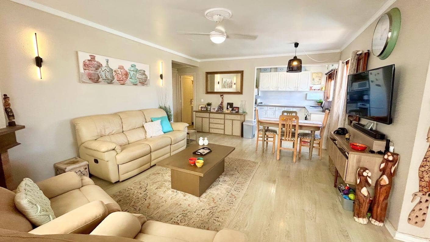 2 slaapkamer Flat te koop in Torremuelle met garage - € 320.000 (Ref: 9962626)