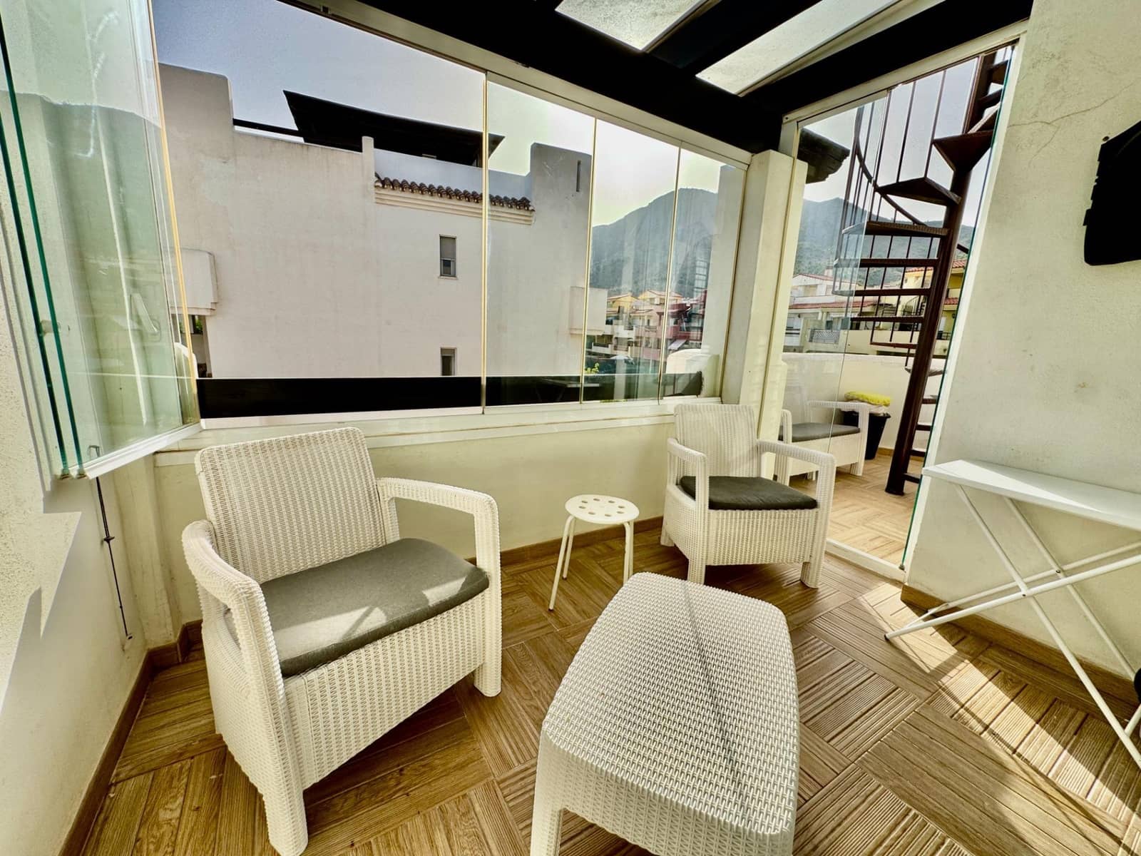 2 soverom Penthouse til salgs i Benalmadena med svømmebasseng garasje - € 310 000 (Ref: 9973279)