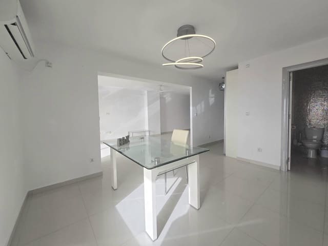 3 soveværelse Lejlighed til salg i Torremolinos med swimmingpool garage - € 445.000 (Ref: 9979119)