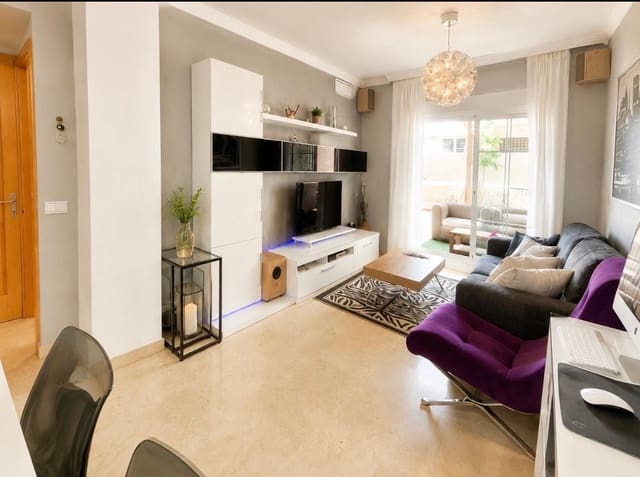 2 soverom Leilighet til salgs i Benalmádena med svømmebasseng garasje - € 355 000 (Ref: 9984959)