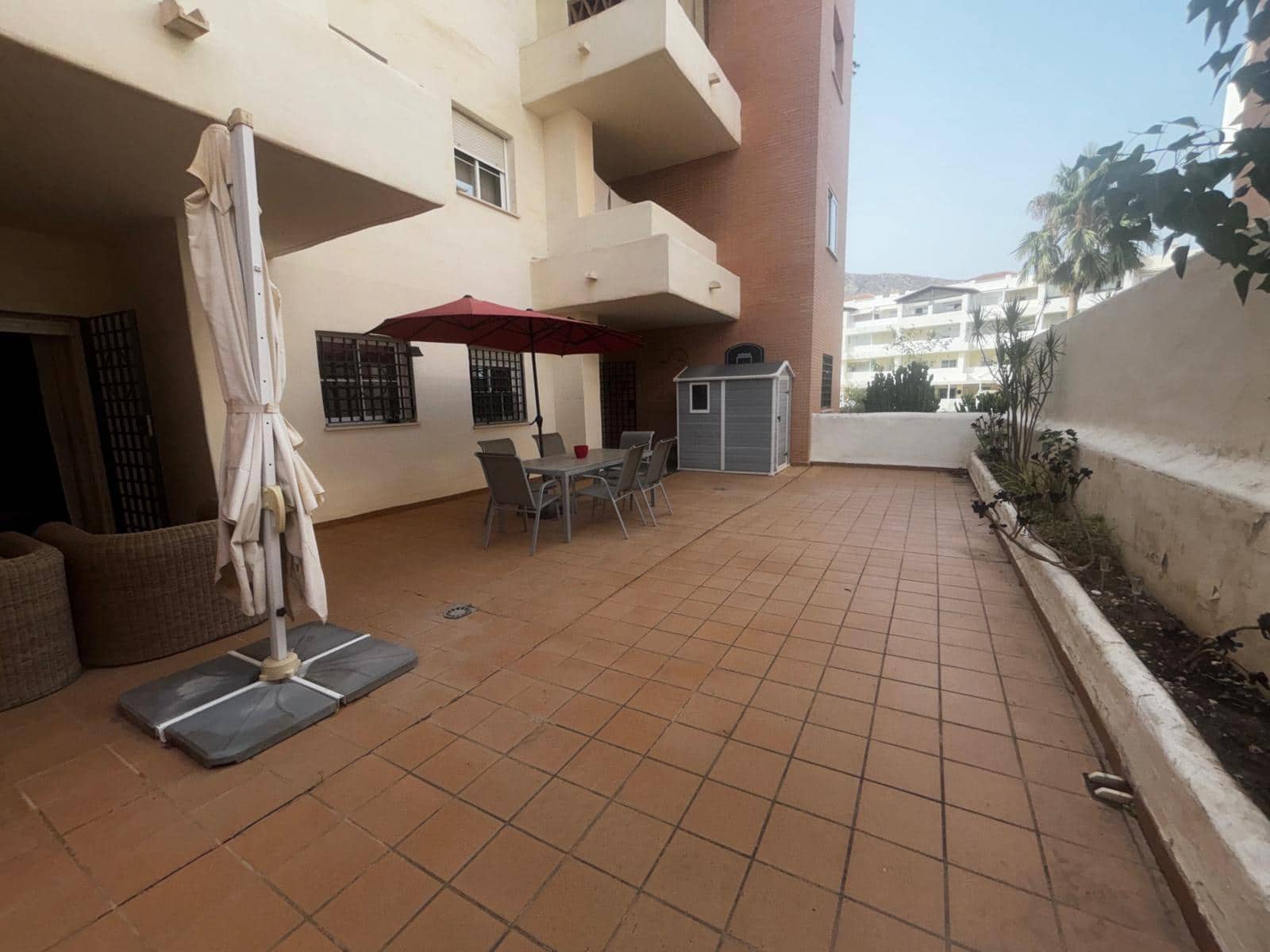 Apartamento de 2 habitaciones en Benalmádena en venta con piscina garaje - 355.000 € (Ref: 9984959)