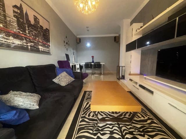 2 soverom Leilighet til salgs i Benalmádena med svømmebasseng garasje - € 355 000 (Ref: 9984959)