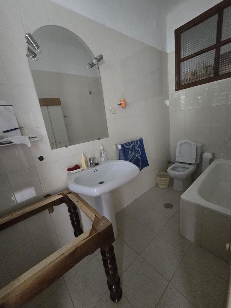 7 bedroom Townhouse for sale in Antequera - € 245,000 (Ref: 9984960)
