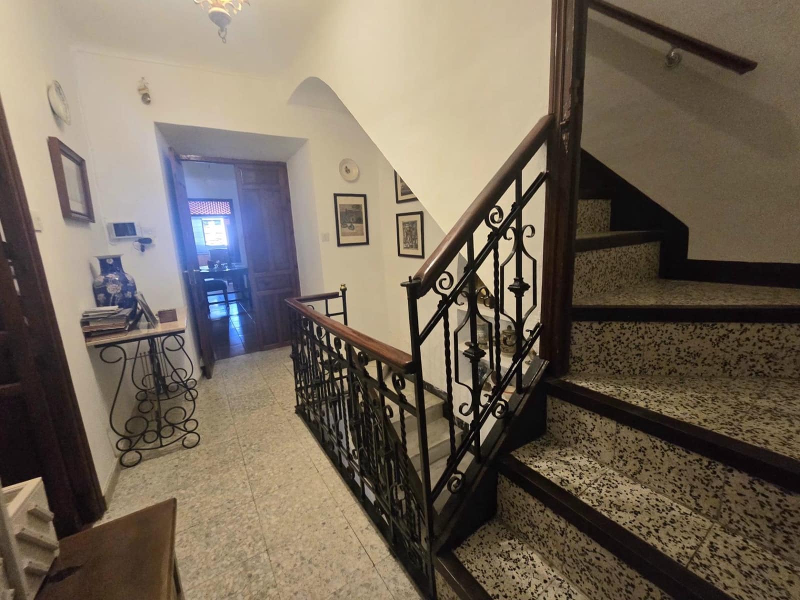 7 bedroom Townhouse for sale in Antequera - € 245,000 (Ref: 9984960)
