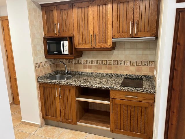 Studio til salgs i Benalmádena med svømmebasseng - € 169 000 (Ref: 9986832)
