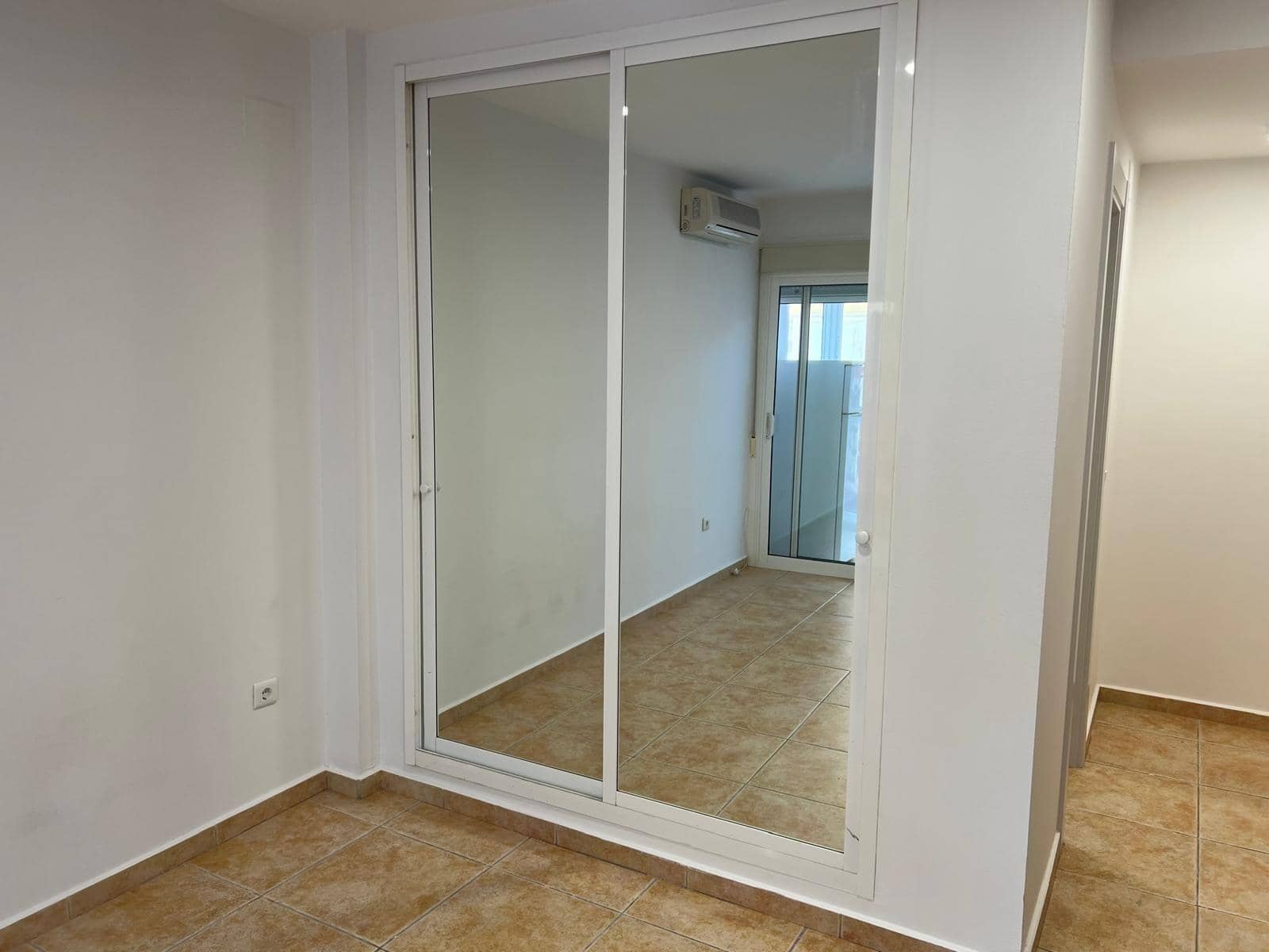 Studio til salgs i Benalmadena med svømmebasseng - € 169 000 (Ref: 9986832)