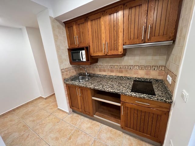 Studio til salgs i Benalmádena med svømmebasseng - € 169 000 (Ref: 9986832)